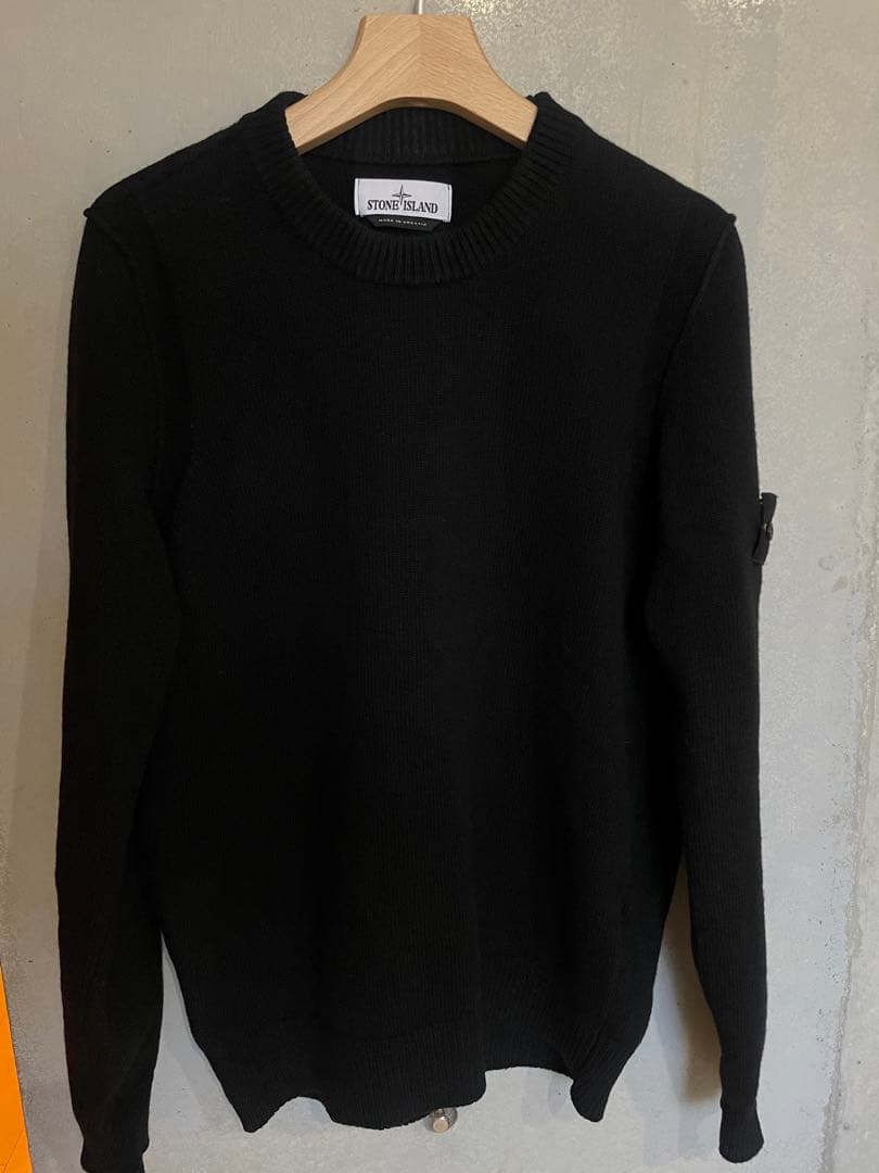 【正規品】STONE  クルーネックセーター ニットMサイズ STONE ISLAND（ストーン アイランド） クルーネックニット セーター
