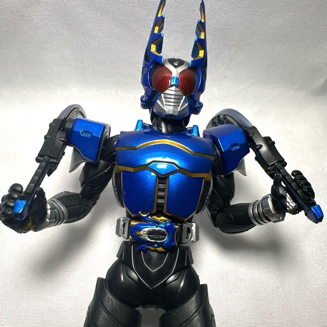 S.H.Figuarts（真骨彫製法） 仮面ライダーガタック　【箱なし】