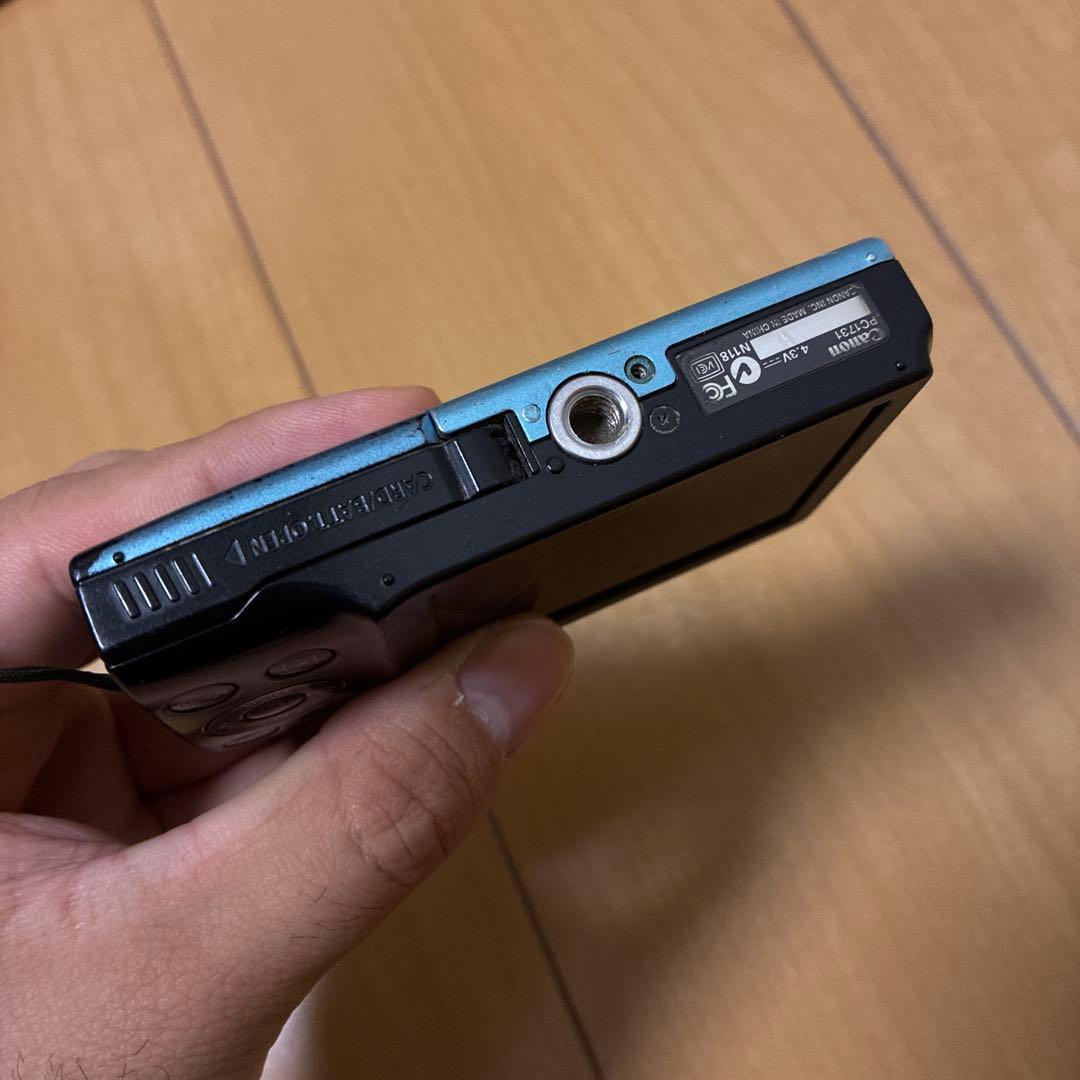 ジャンク】Canon PowerShot A2400 IS 水色＋充電器 - メルカリ