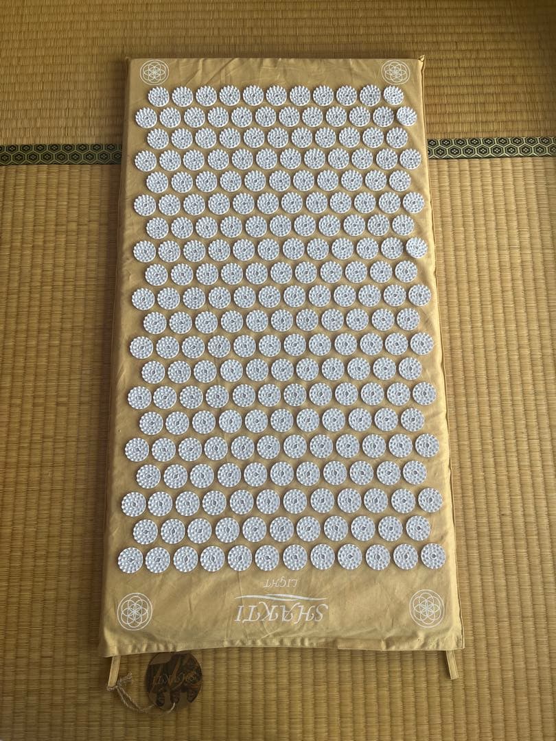 シャクティマット Shakti Mat Light-Yellow - メルカリ