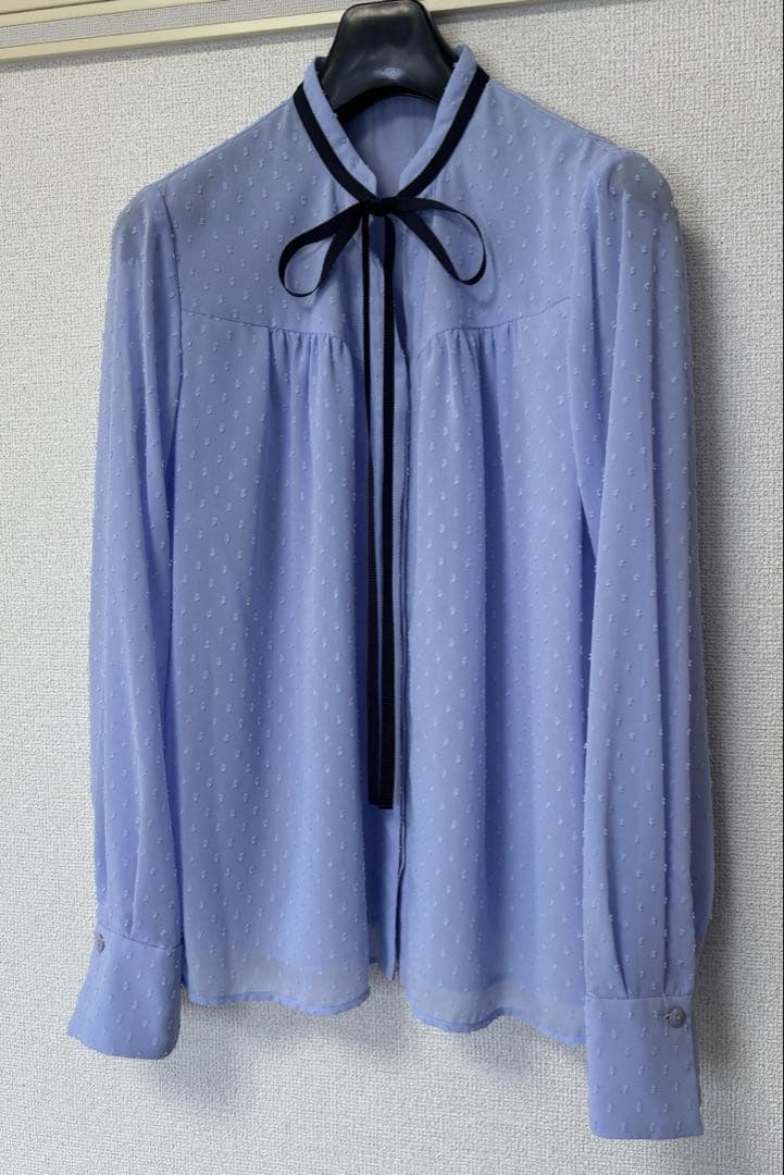 ピンキーアンドダイアン◇カットジャカードリボンブラウス ブルー 38
