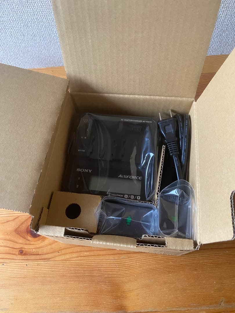 極上品】通電6×10H_SONY HXR-NX80