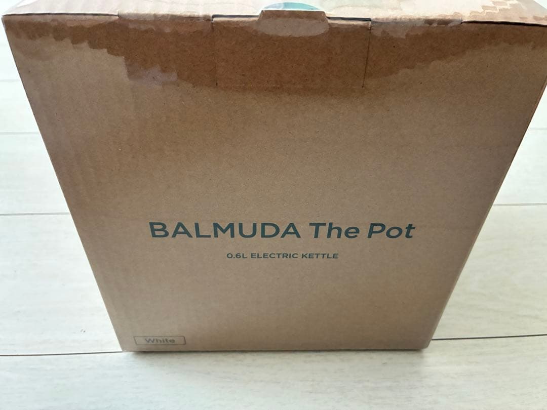 【旧型モデル】バルミューダ ザ・ポット｜電気ケトル ホワイト K07A-WH Amazon | 【旧型モデル】バルミューダ ザ・ポット｜電気ケトル