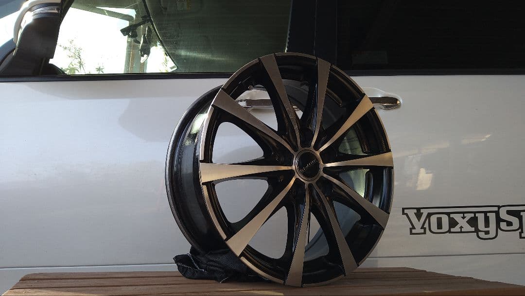 トヨタ純正ホイール80系ヴォクシー/ノア 16インチ 2本組（4本セット