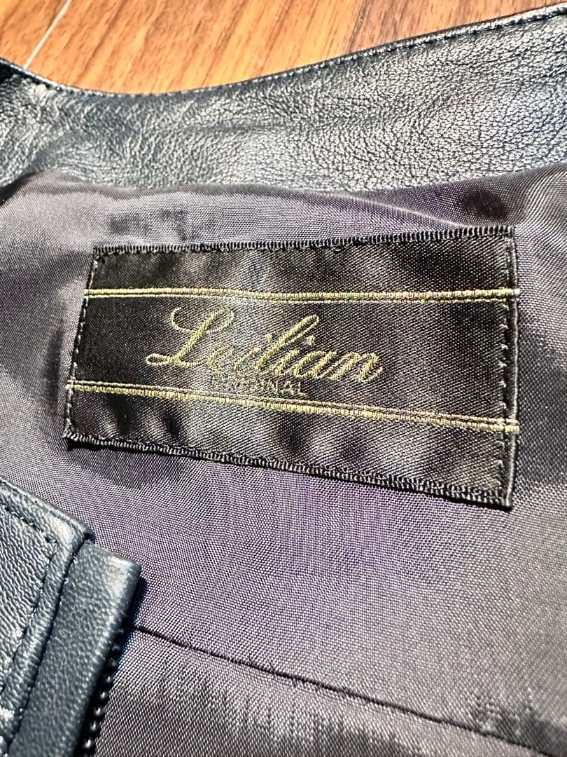 11号 大きいサイズ！極美品！最高級 レリアン 本革 羊革 ラムレザー