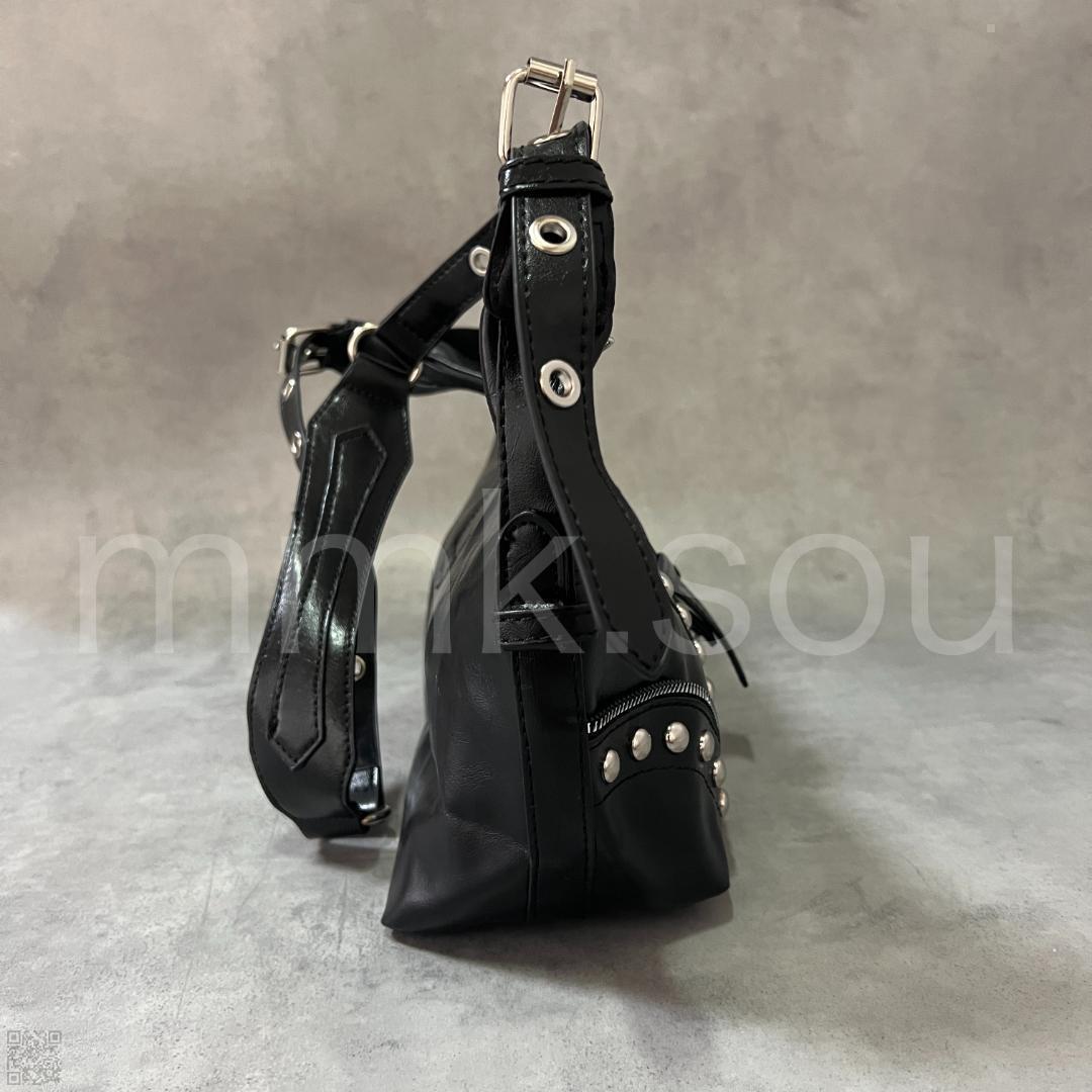y2k 00s studs shoulderbag‪‪‪ archive1 - メルカリ‬‬‬