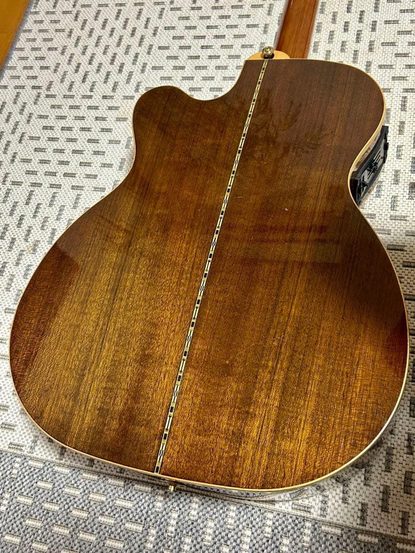 GREG BENNETT design SAMICHエレアコ(OM-15CE) - メルカリ