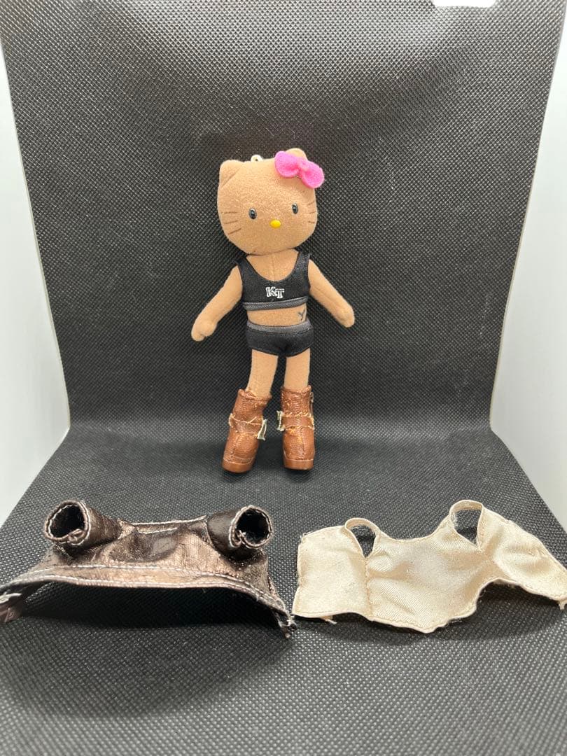 ハローキティ ドレスアップコレクション 日焼け ガングロ ギャル