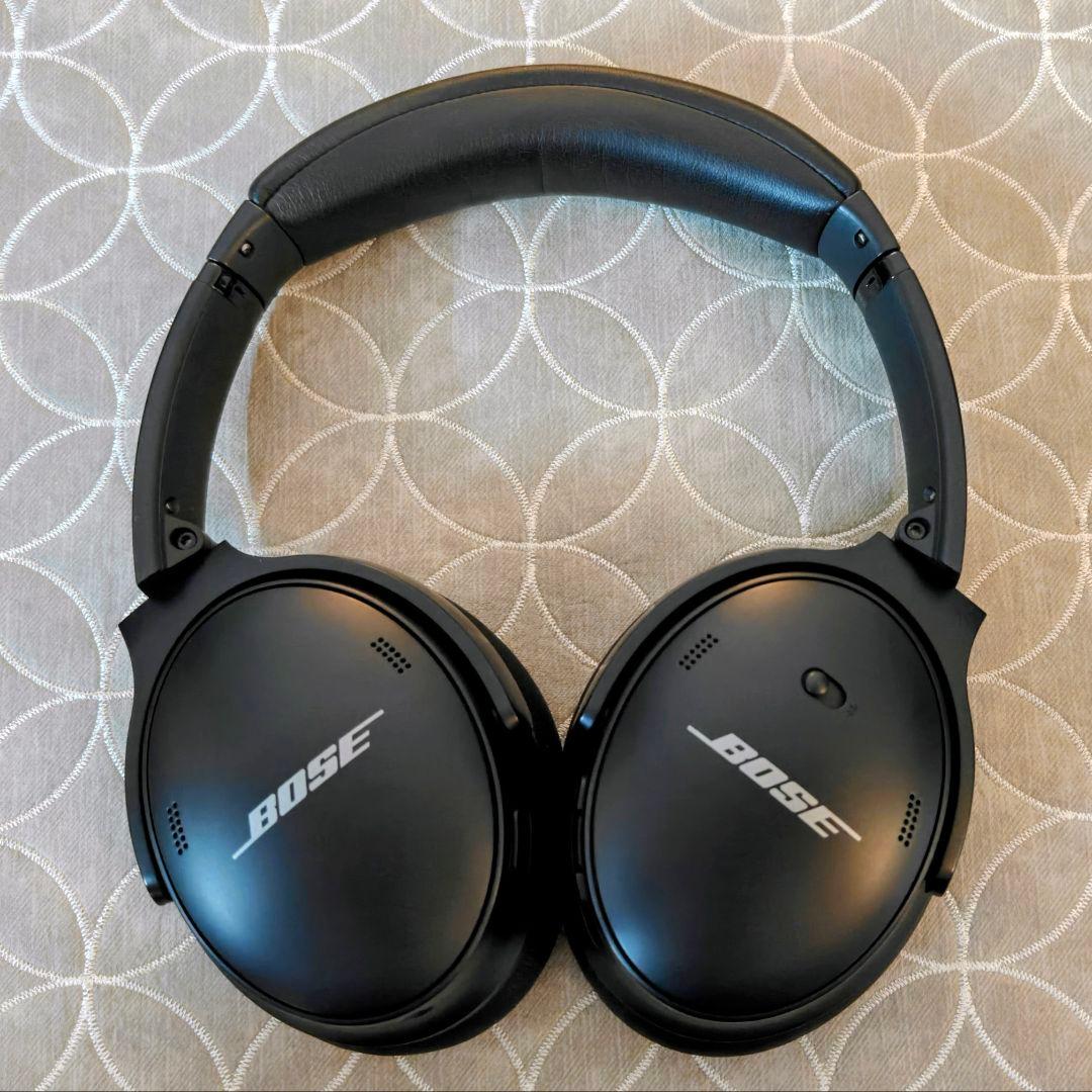 BOSE ワイヤレスヘッドホン QuietComfort QC45 ケース付き BOSE QuietComfort 45を実機レビュー！使いどころを選ばないコンパクト