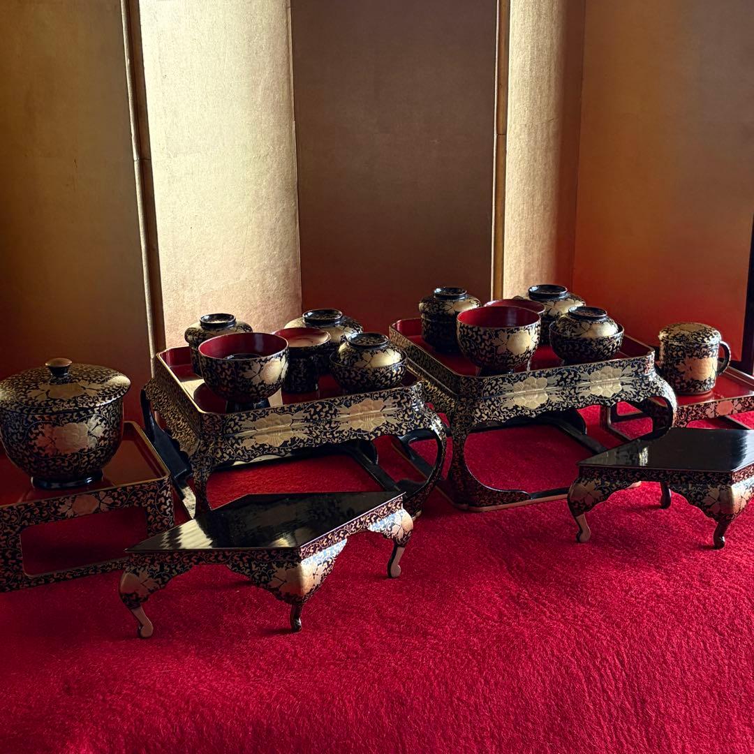 雛道具 木製 蒔絵 お膳セット（掛盤 飯櫃 湯桶、菱台） 戦前