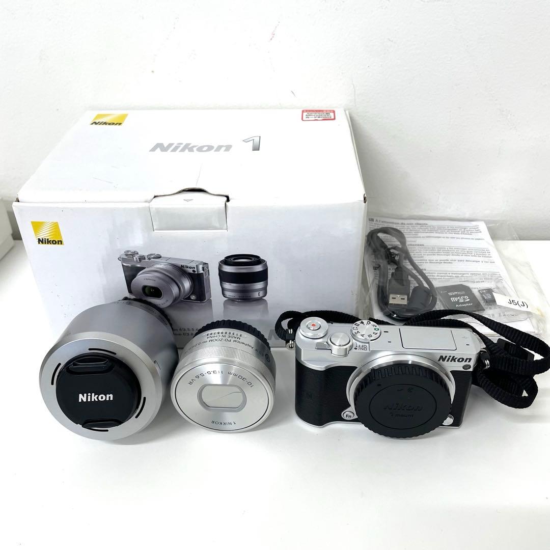 【TK】美品✨Nikon 1 J5 ニコン　ズームレンズキット　ミラーレス一眼 ニコン、モダンデザインのミラーレス一眼「Nikon 1 J5」を4/23発売