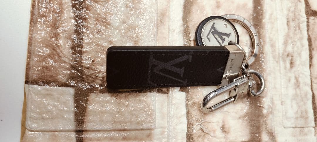 LOUIS VUITTON ルイヴィトン ポルトクレ・ネオ LVクラブ真贋済み