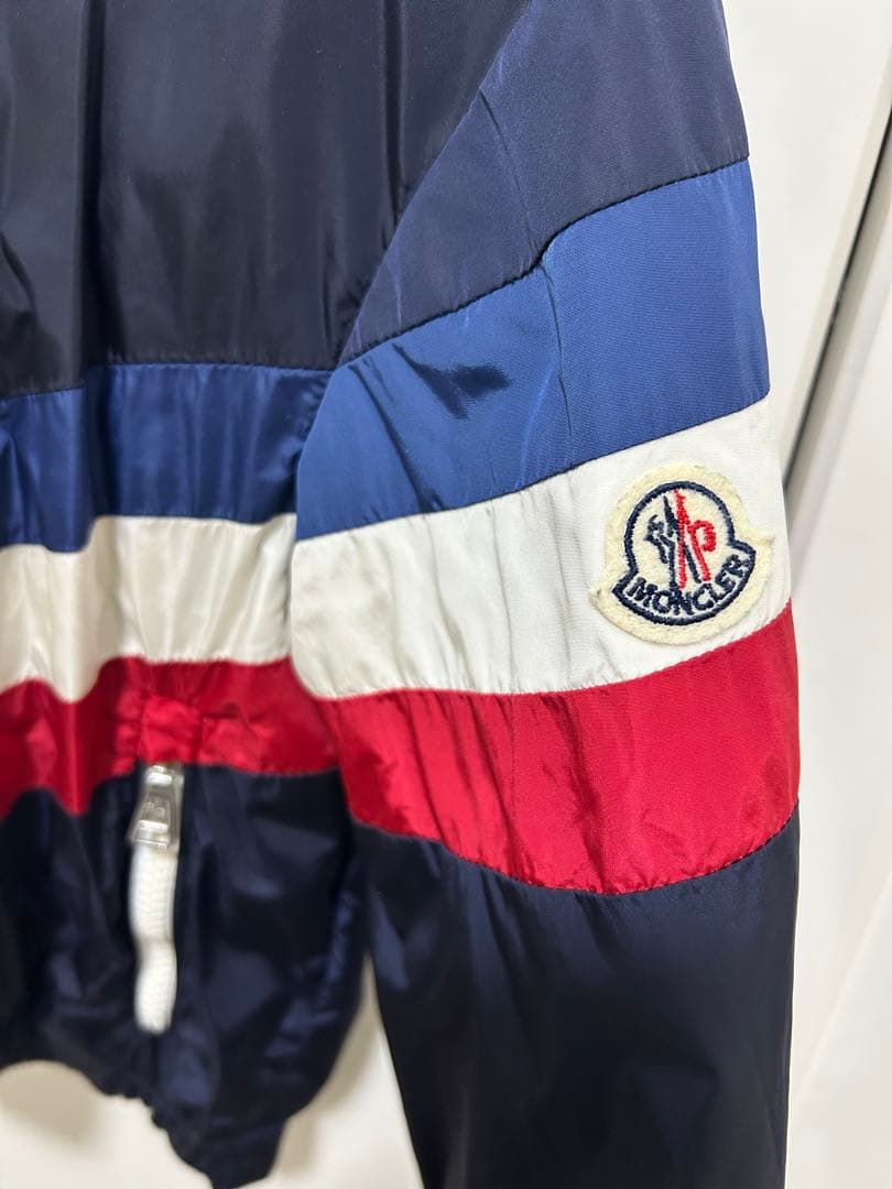 MONCLER ナイロンジャケット 星柄フード4A - メルカリ
