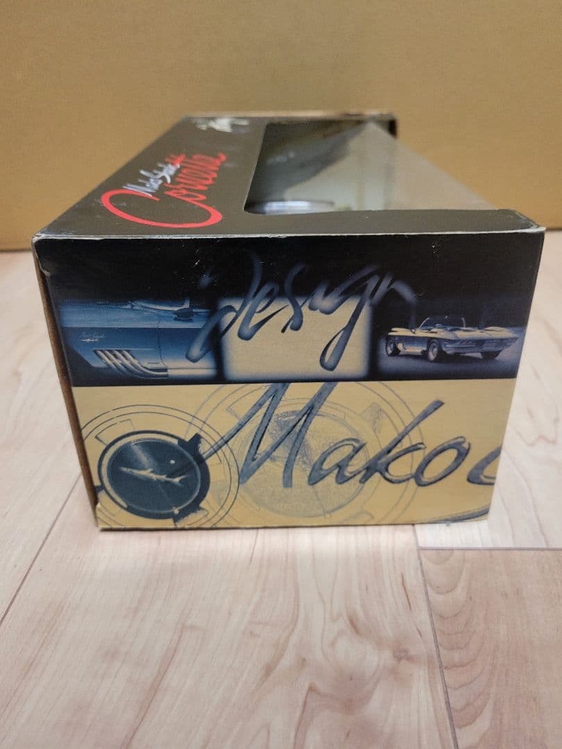 Chevrolet Corvette Mako Shark 1/18 シボレー - メルカリ