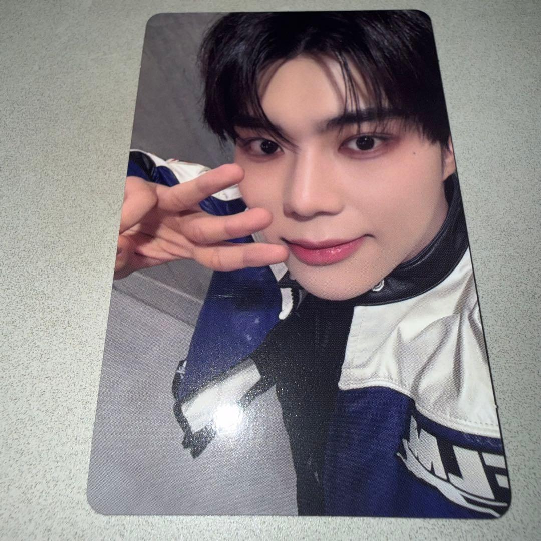 zb1 HERE&NOW Blu-ray 通常盤 トレカ 封入 ゴヌク ① - メルカリ