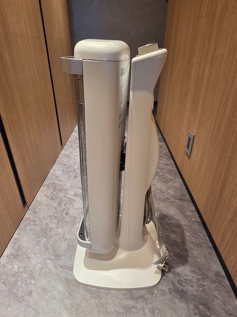 アラジン CAH-2G10D-W(ホワイト) 遠赤外線グラファイトヒーター - メルカリ