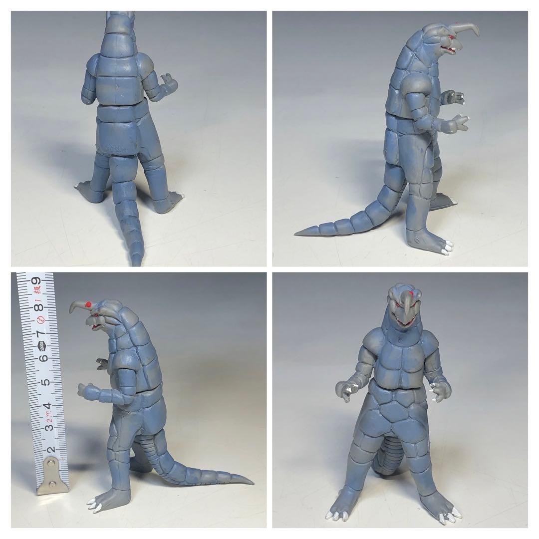 シルバー仮面 ワイリー星人 フィギュア - メルカリ