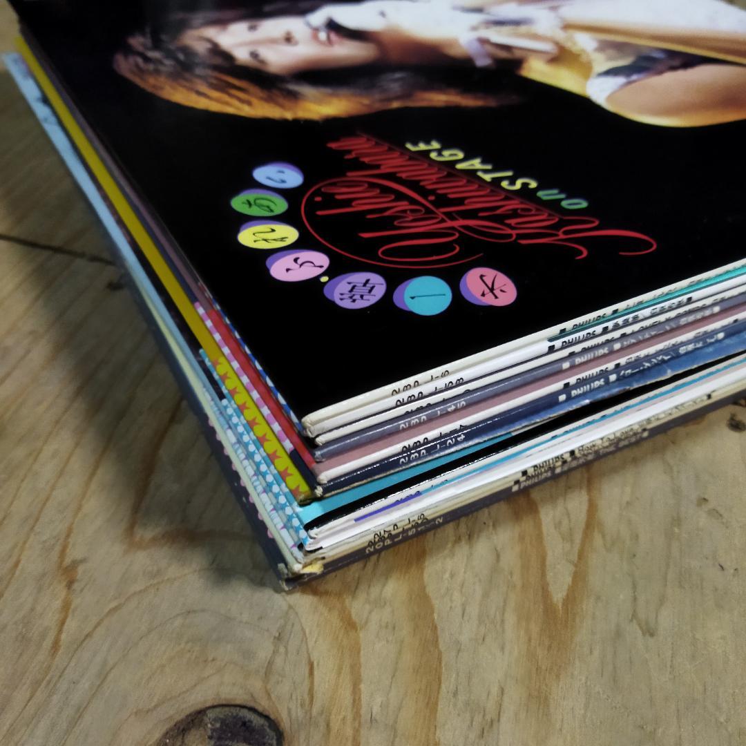 柏原芳恵 【15枚+写真集】TF0127-5 LPレコード - メルカリ