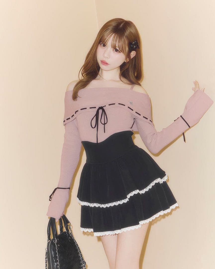 ミシェルマカロン オフショルリボンフレアニットトップス フリーサイズ