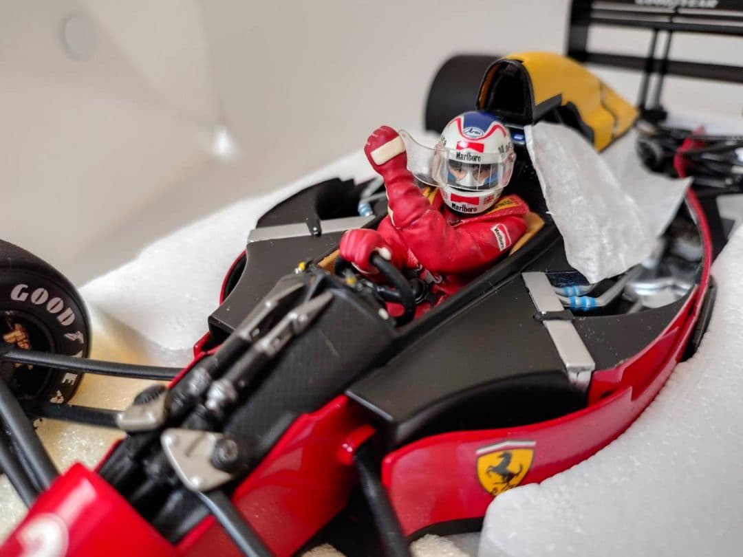 EXOTO 1/18 フェラーリ GPC97102 - メルカリ