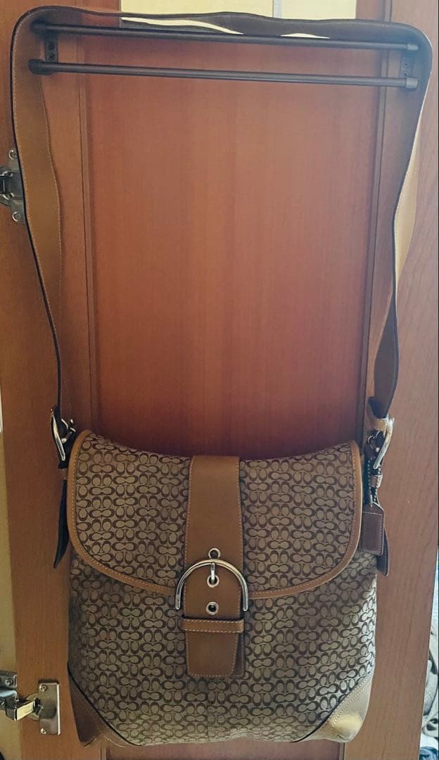 coach ショルダーバッグ ミニ シグネチャー ソーホー - メルカリ