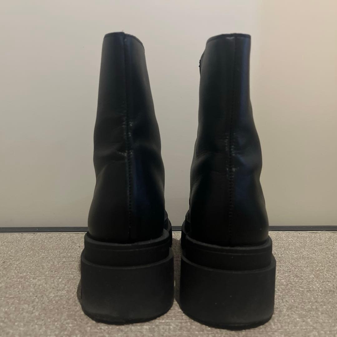 PUPE（プーペ） / フロントジップ ショートブーツの通販はau PAY