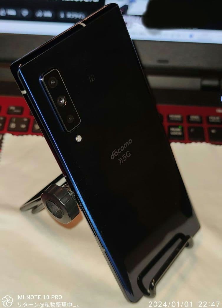 docomo FUJITSU arrows NX9 F-52A ネイビー 中古 - メルカリ