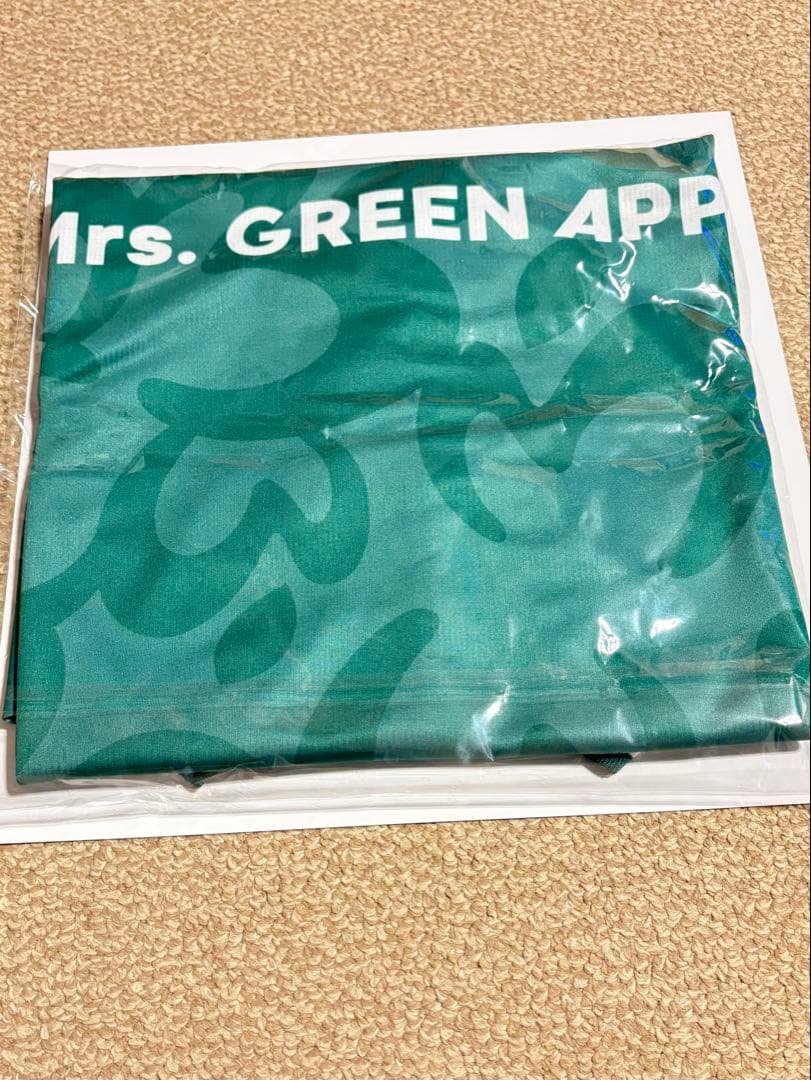 Mrs. GREEN APPLE 10 ベストアルバム 特典 Tシャツワッペン - メルカリ