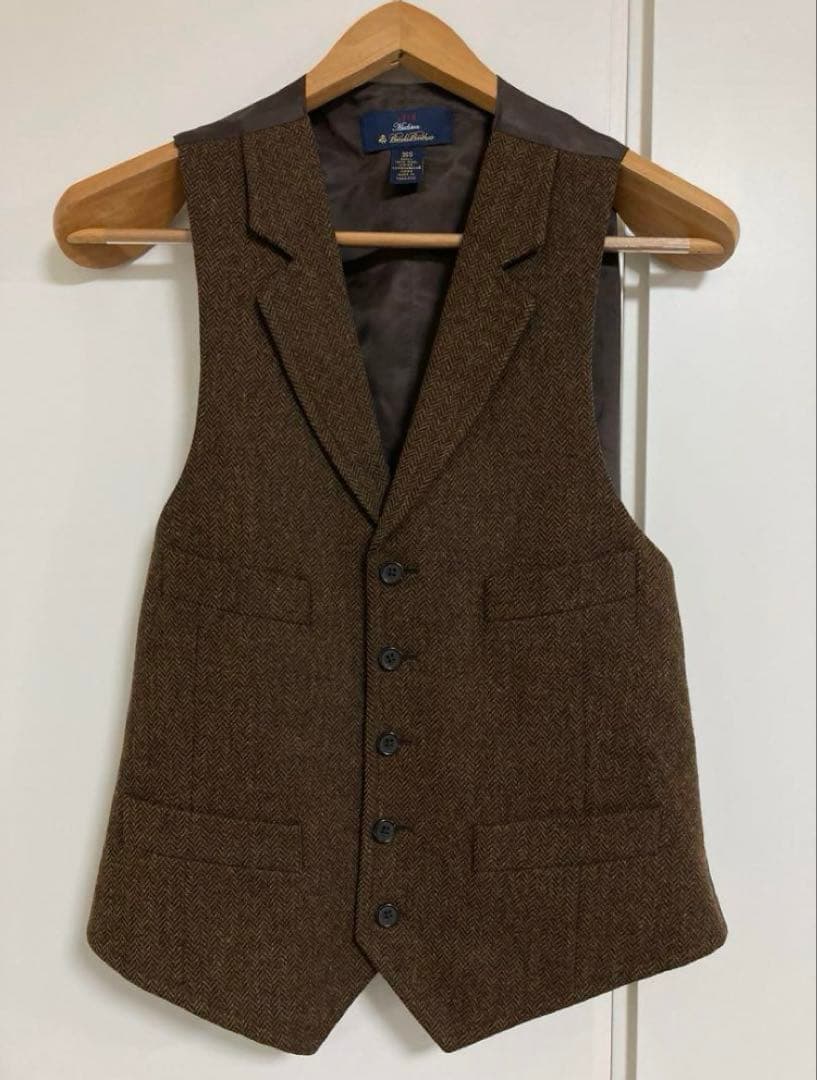 Brooks Brothers（ブルックスブラザーズ）のヘリンボーン柄ベスト ウール ツイード ヘリンボーンストライプ 段返り3釦コンフォート