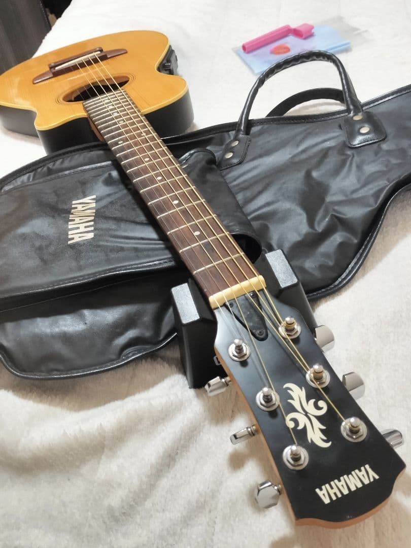 YAMAHA ヤマハ ミニ エレアコ APXT-1A ミニギター ケースオマケ - メルカリ