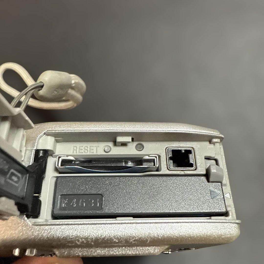 デジタルカメラ SONY Cyber-shot DSC-P150 7.2MP