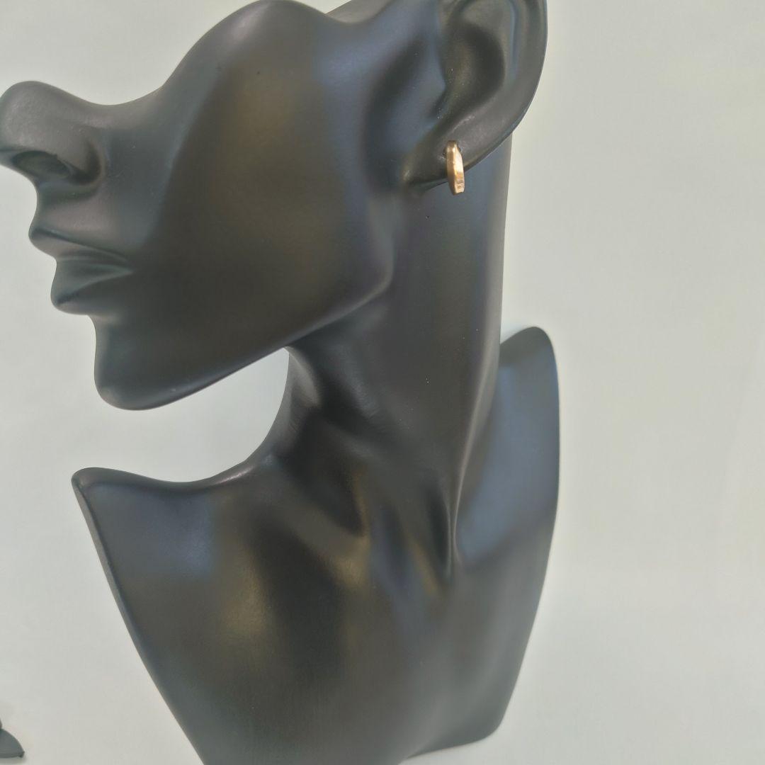 希少】ティファニー K18 ナイフエッジ フープ ピアス 5637 - メルカリ