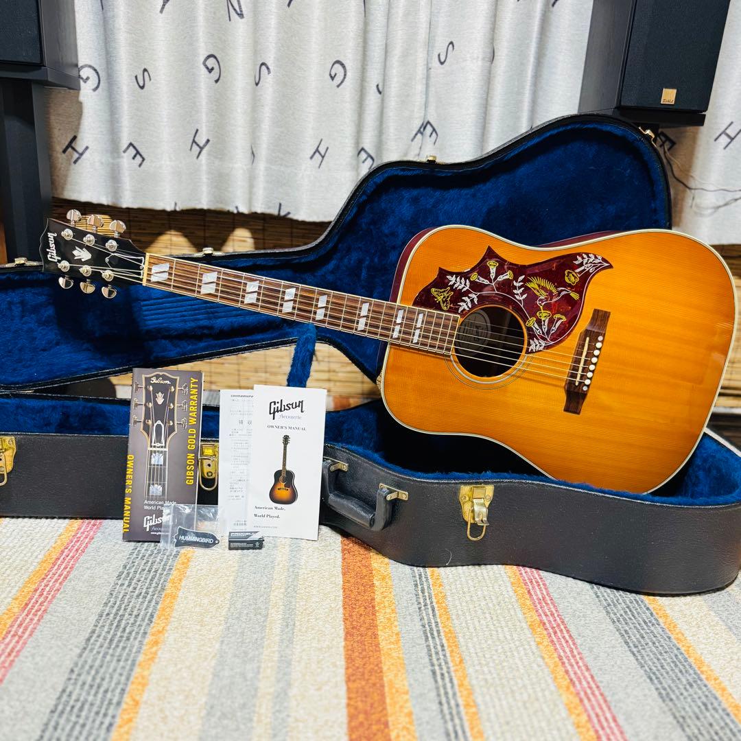 Gibson アコースティックギター Hummingbird 2014年製 歌い手に愛されるGibsonアコースティックギター、J-45とHummingbirdの