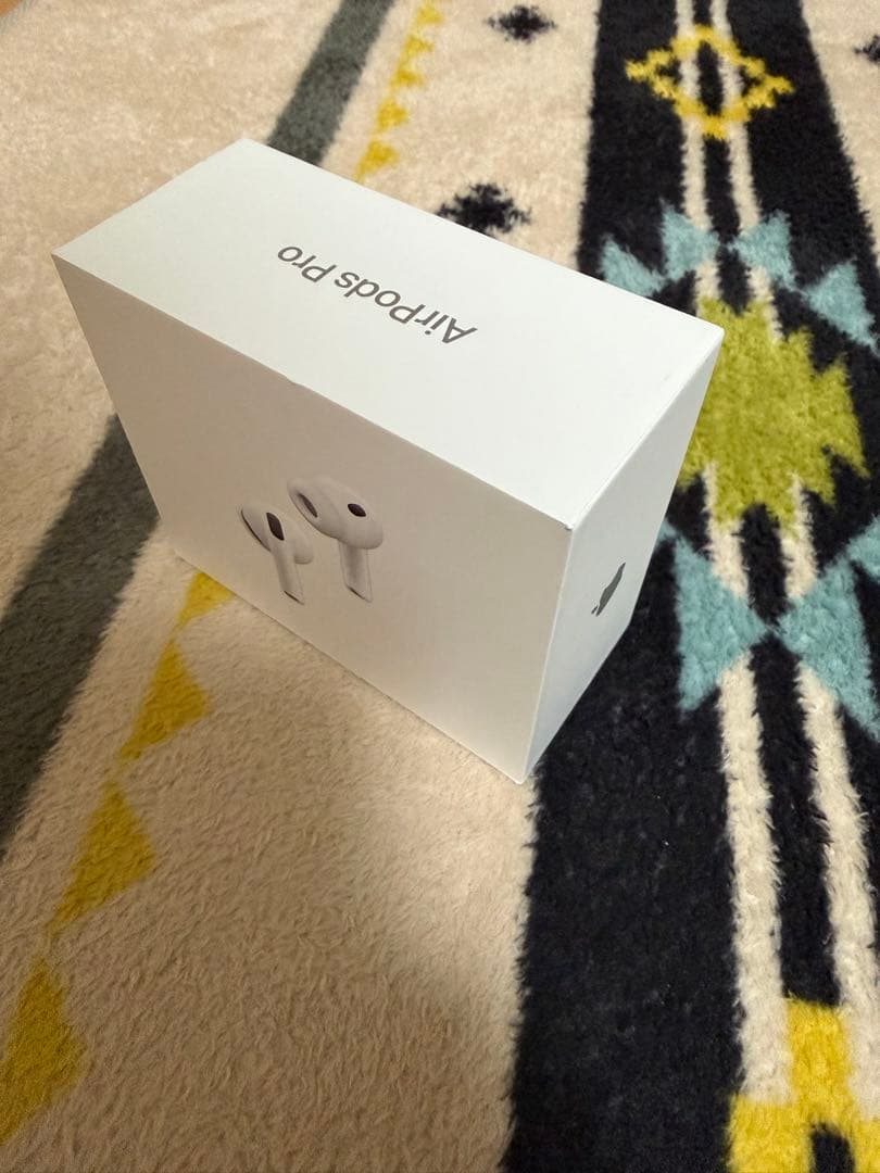 Apple AirPods Pro 3 本体未開封 新品•未開封 Apple AirPods Pro 3 本体 - メルカリ