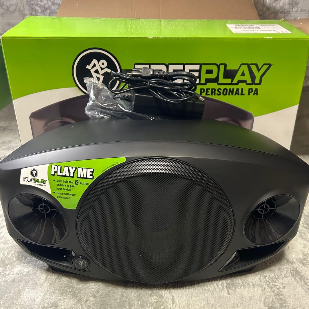 【美品•名機】MACKIE FreePlay ポータブルPAスピーカー 自宅用のオーディオシステムとしてもオススメのMACKIEのポータブルPA