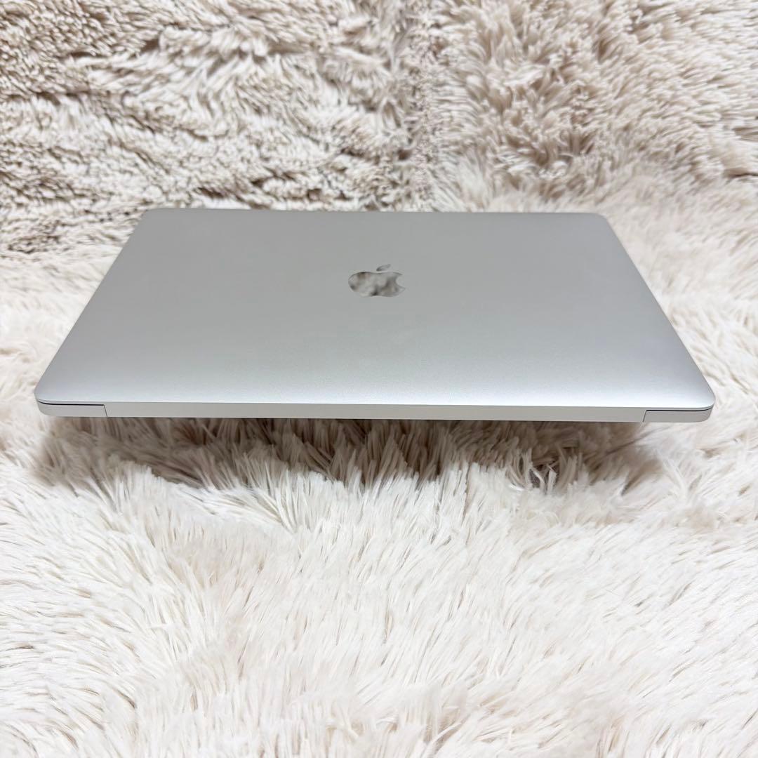 美品】MacBook Air M1 8GB/512GB【充放電38回】 - メルカリ