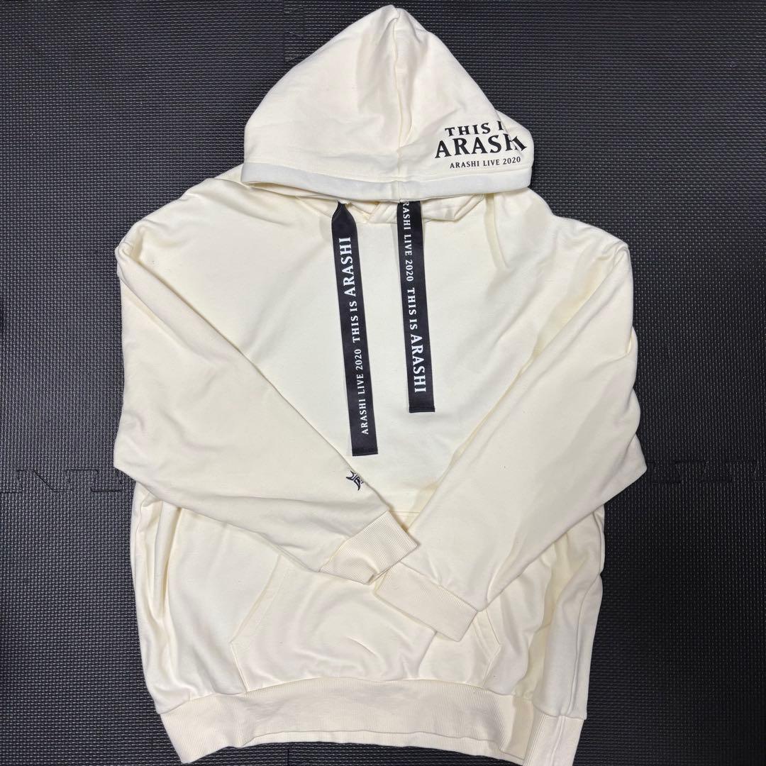 嵐 THIS IS ARASHI パーカー 白 - メルカリ