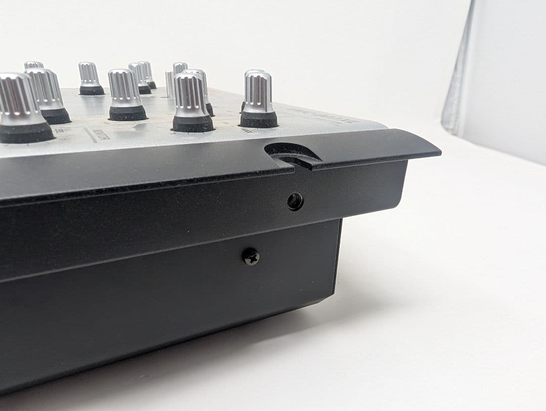 Vestax VMC-002XL DJミキサー 元箱あり リスニング使用のみ美品 - メルカリ