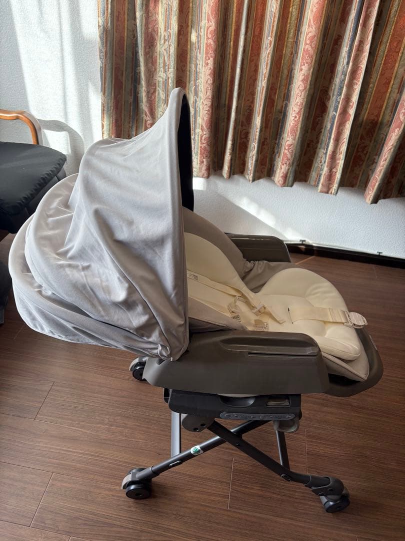 コンビ 電動 ハイローチェア ネムリラ コードレス 2025.10月購入