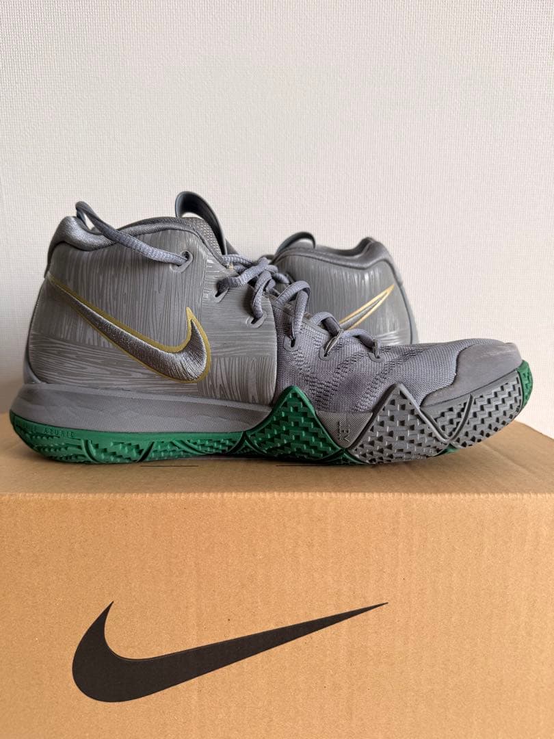 ナイキ カイリー4 シティオブガーディアン NIKE KYRIE 4の通販はau PAY