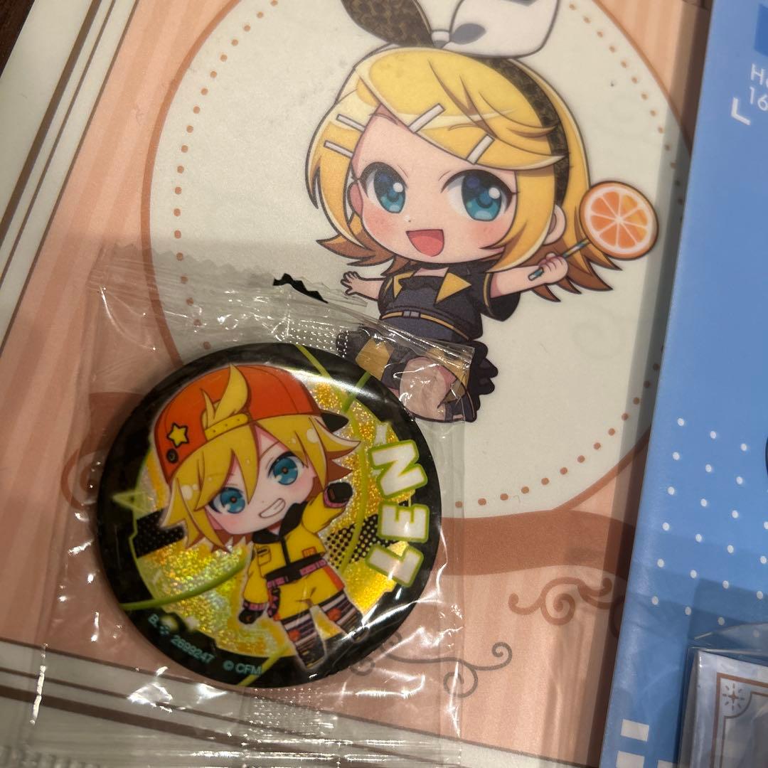 KAITO＆リン レン 缶バッジ＆クリアファイル - メルカリ