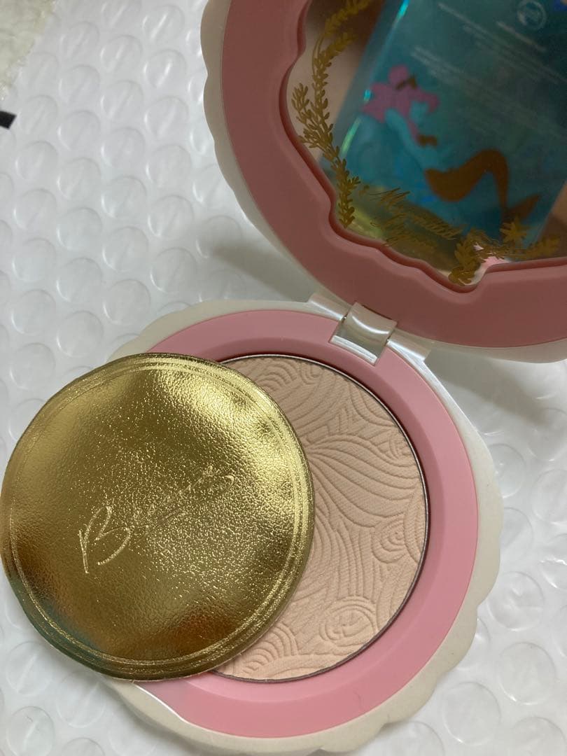 Besame Cosmetics ピーターパン コラボ 貝 パールシマーパウダー