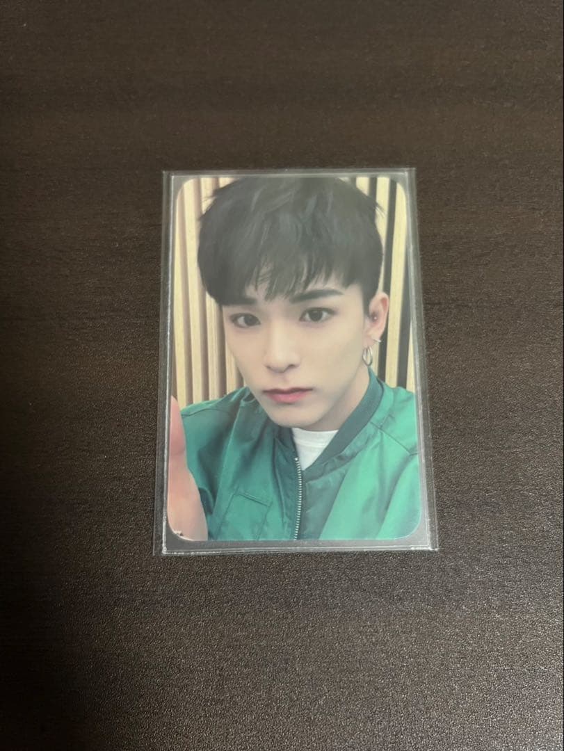 treasureアサヒ 特典トレカ - メルカリ