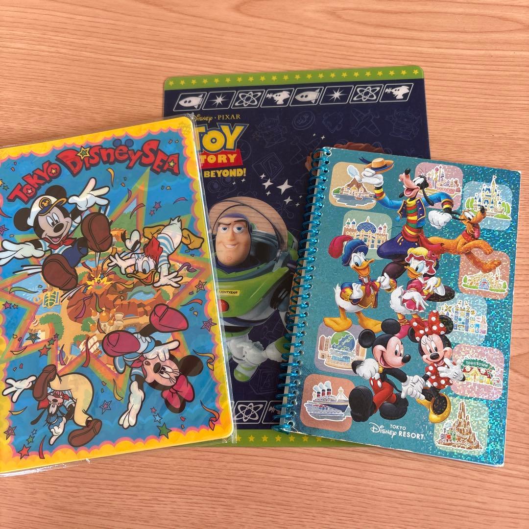 東京ディズニーシー ノート A5 36ページ、トイストーリー下敷き - メルカリ
