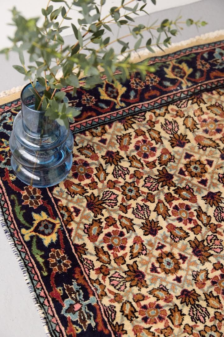 ヴィンテージラグ トライバルラグ パキスタン産 （124×71cm）サンド