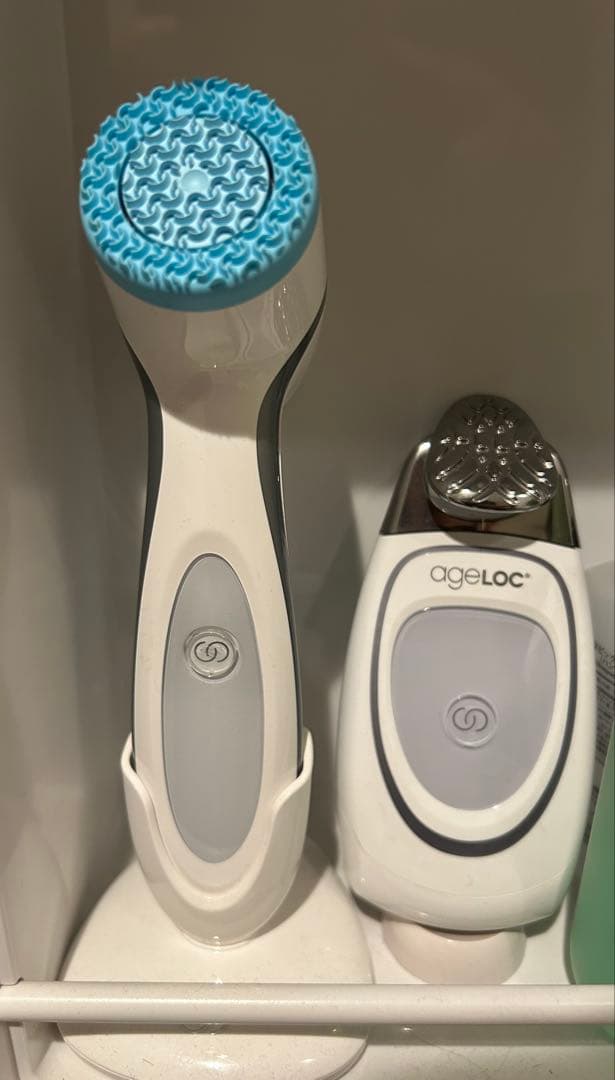 ageLOC 美顔器 ホワイト ブルー ageLOC 美顔器 ホワイト ブルー ageLOC 美顔器 ホワイト ブルー ageLOC