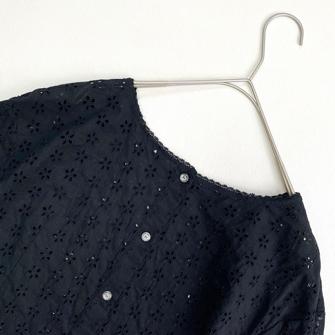 6325【美品】45R カットワークブラウス 度甘平カットワークブラウス 黒