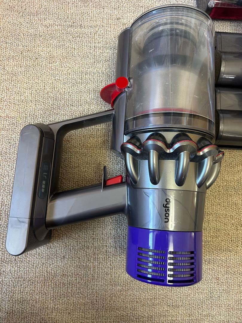 ジャンクDyson V12 コードレス掃除機 - メルカリ