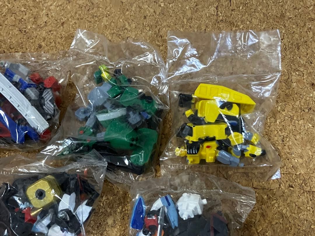 SR ユージン 勇者王ガオガイガー カプセルフィギュア その1 - メルカリ