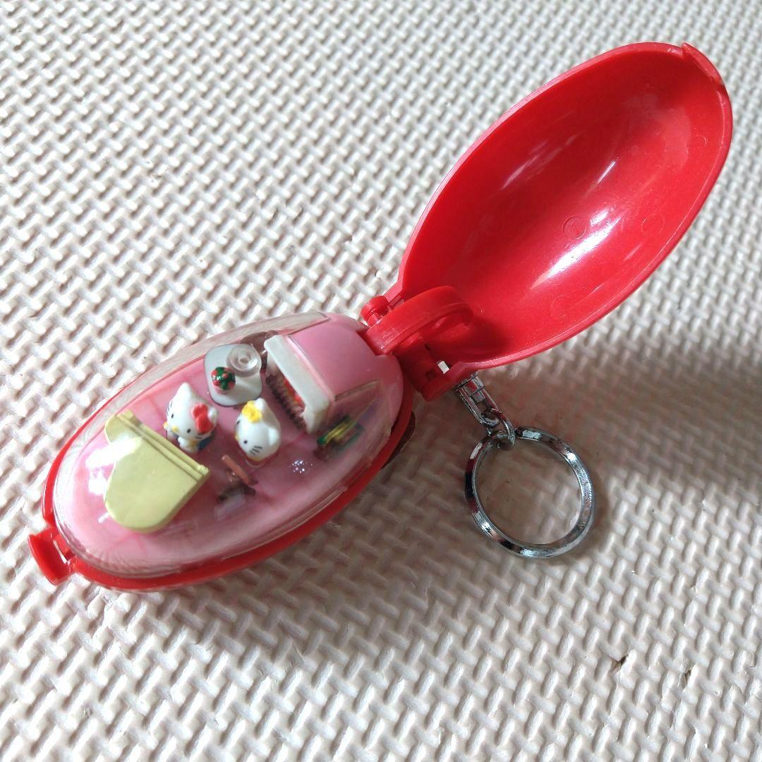ハローキティポケットクリッターHELLO KITTY赤動くキーホルダー当時品